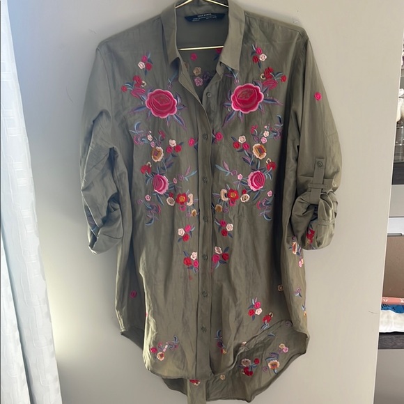 Zara Multicolored Embellished Mandarin Collar 3/4 Sleeve Top - Picture 1 of 6